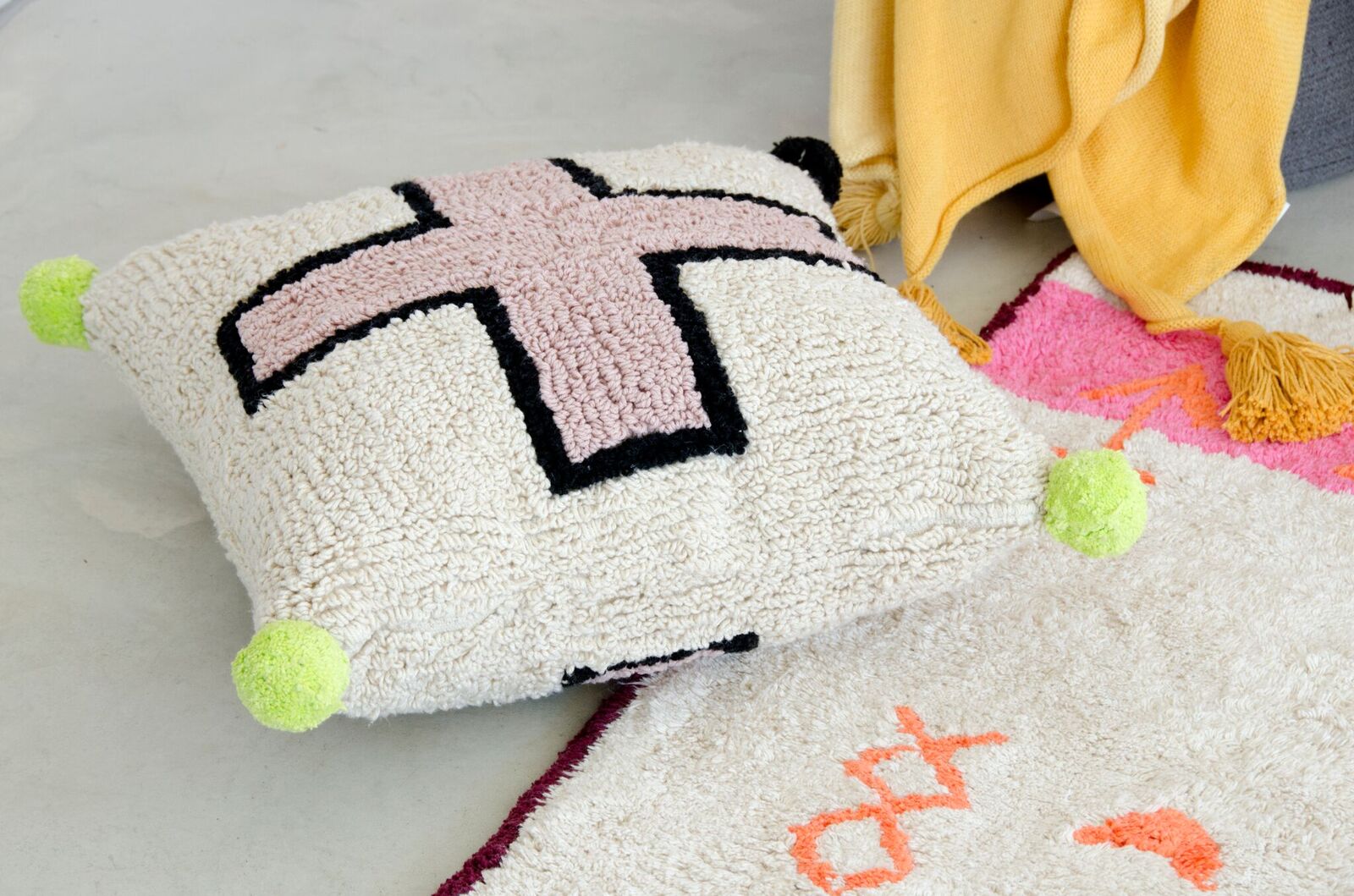 Cojín Cross/Cushion Cross - Image 2